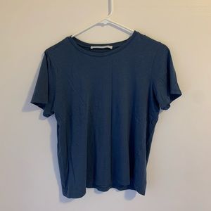 blue t shirt
